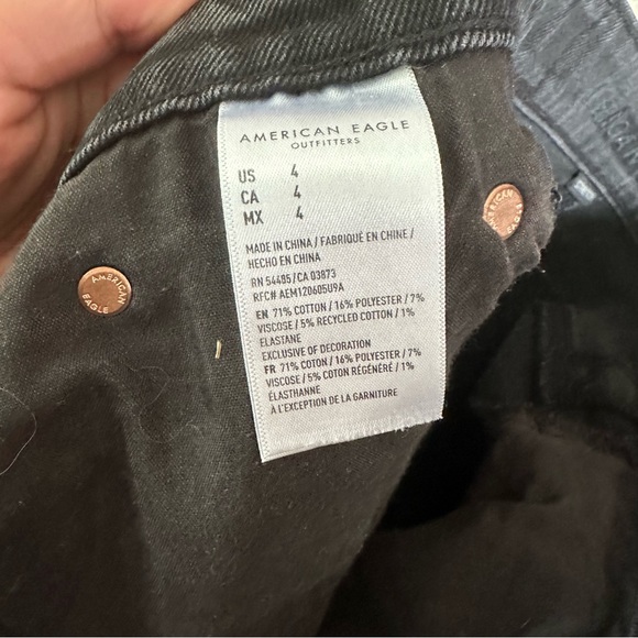 American Eagle Stretch Denim 90s Boyfriend Short 4 - Picture 4 of 5